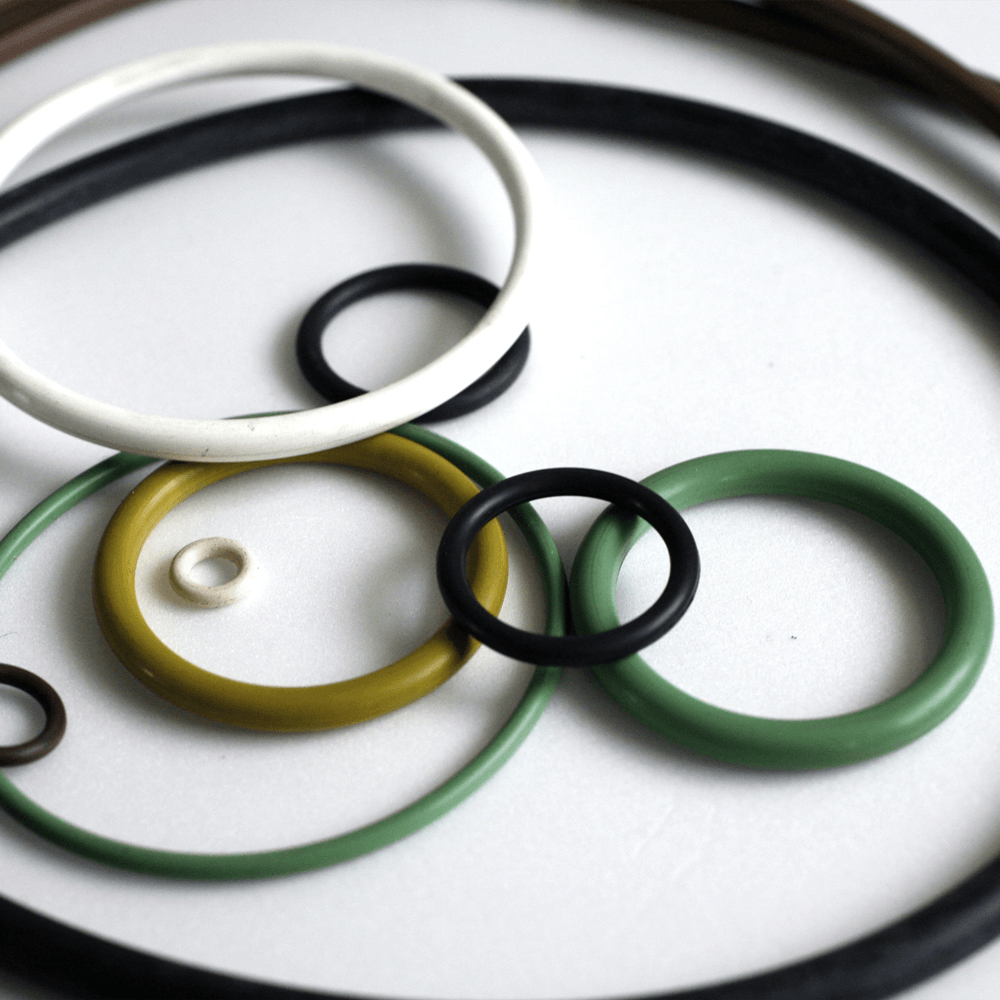 D. Серия уплотнительных колец из фторкаучука FKM/FPM